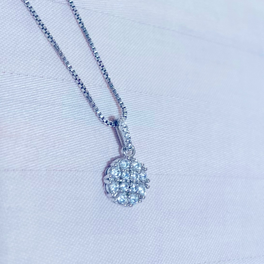 Crystal Pendant necklace